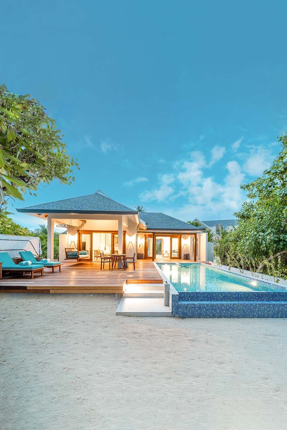 Exterior of Signature Beach Residence, The Signature Collection