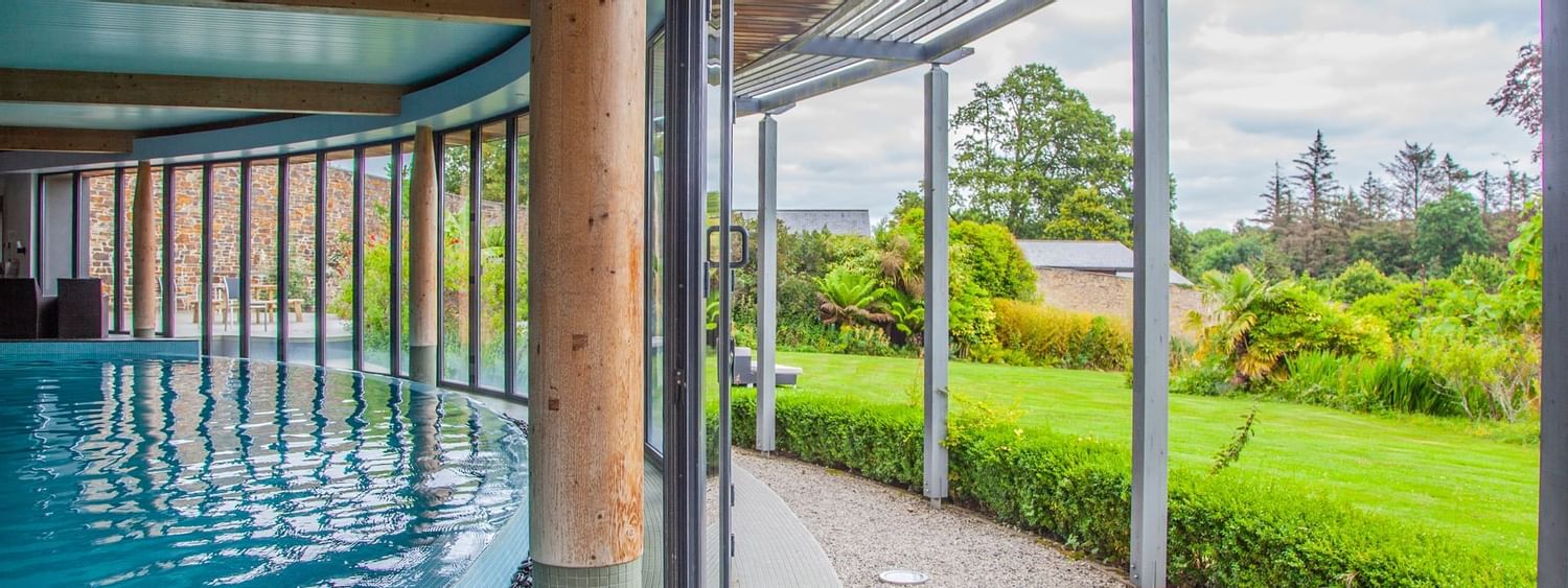 Inifinity Pool Doors Open