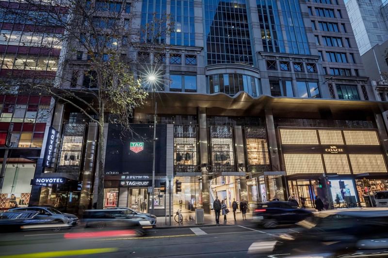 Exterior view of the hotel & busy street at Novotel Sydney Darling Square