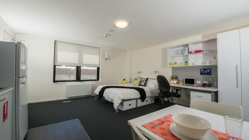 Studio Double Deluxe