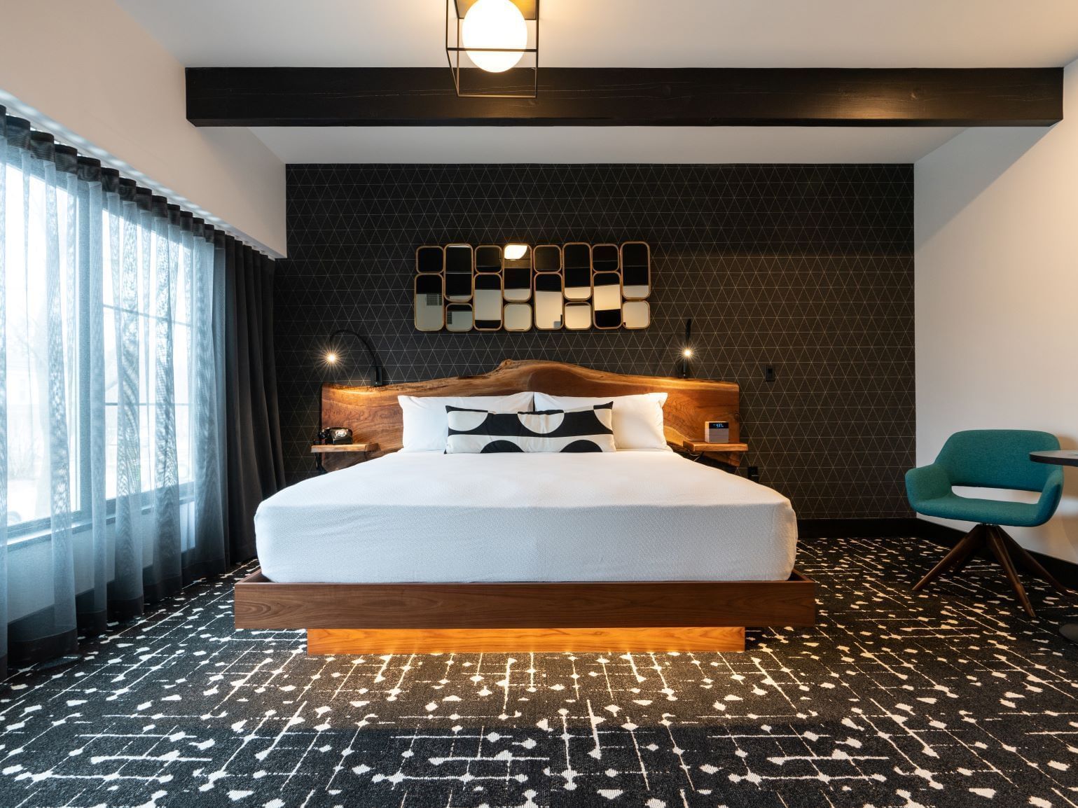 King room at Hotel Earl