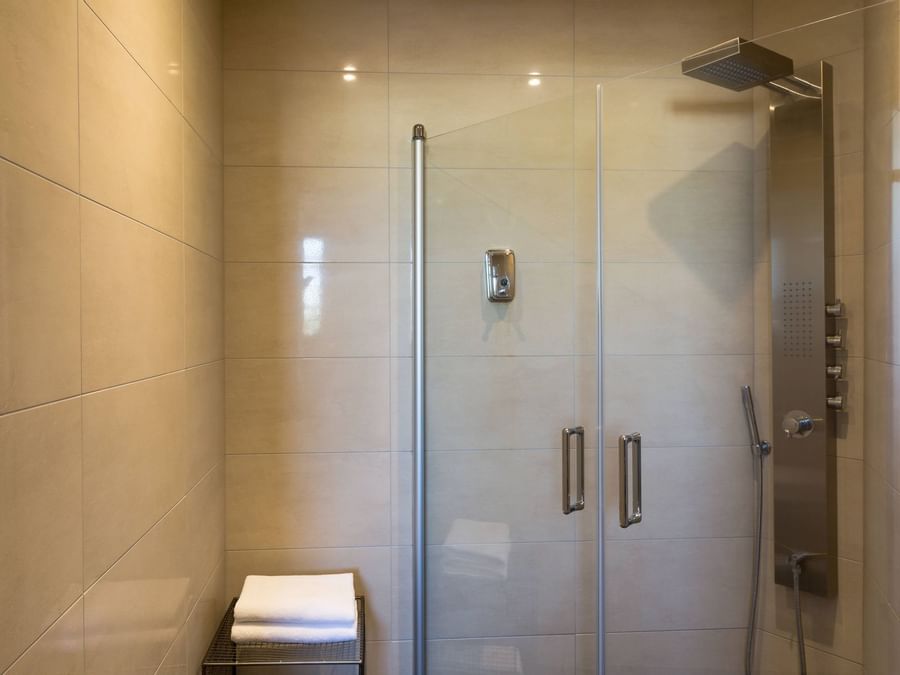 Bathroom shower at Hotel Qualys Reims-Tinqueux