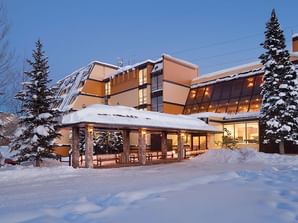 Exterior view of Hilltop in Winter at Legacy Vacation Resorts