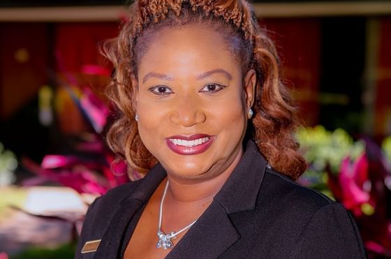 Portrait of Tameka Carter Murray, Hotel Manager at Rosen Inn International