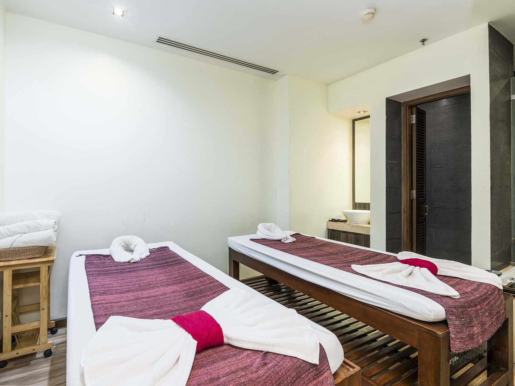 The massage beds in Nemita spa at Chatrium Royal Lake Yangon