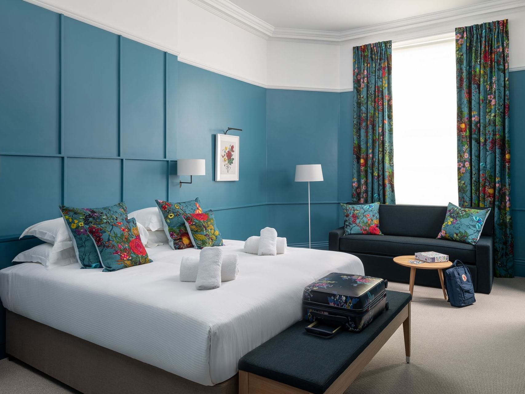 Gorgeous teal Georgian King Room at the Goodenough Hotel London