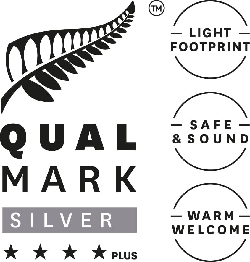 Logo of Qual Mark Silver used at Nesuto Stadium Hotel and Apartments