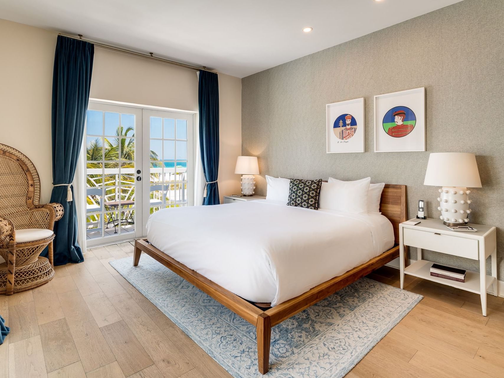 Interior & decor of Junior King Oceanfront Suite with Balcony at The Savoy On South Beach