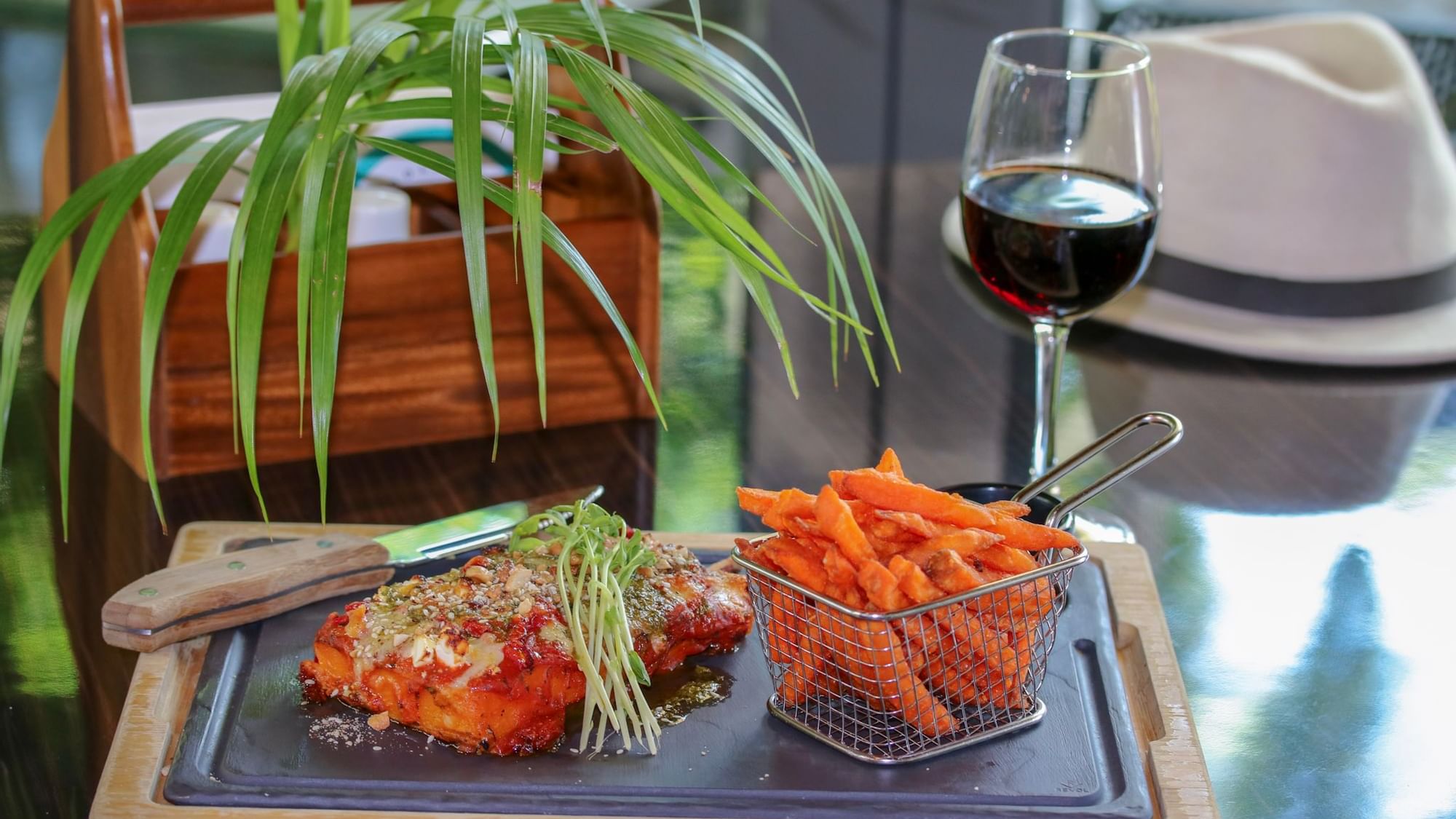 Meals served with wine at Darwin Airport Hotels