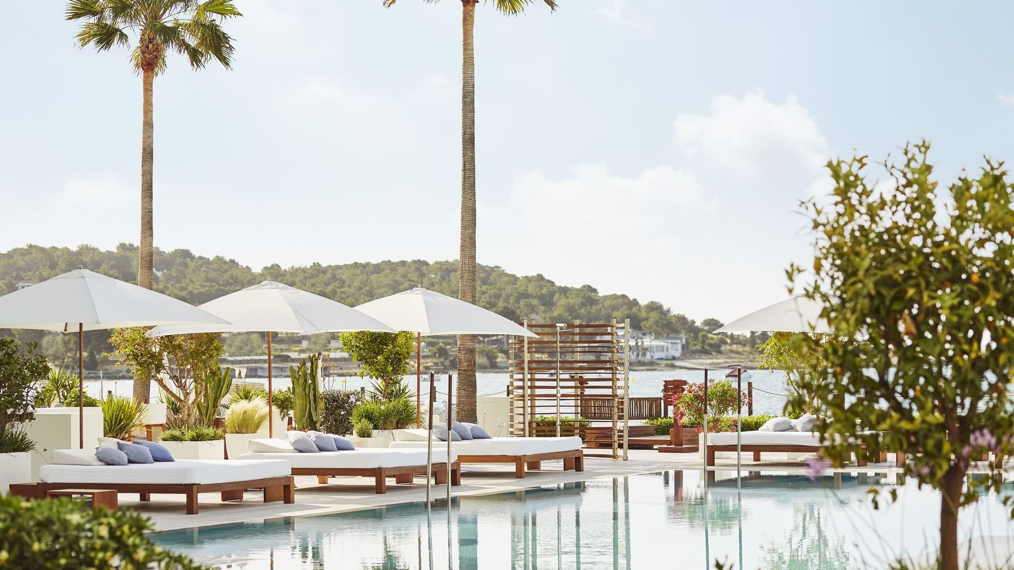 Cosmopolitan includes Nobu Hotel Ibiza Bay in the
