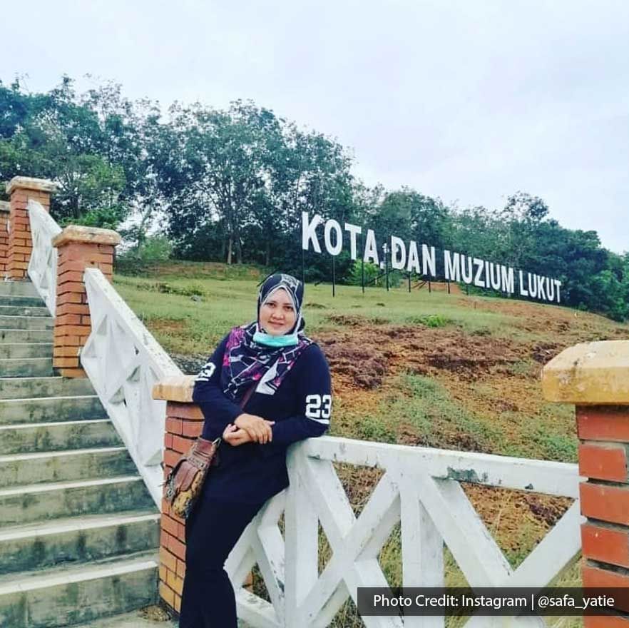 The Kota dan Muzium Lukut sign on a grassy hill - Lexis Port Dickson