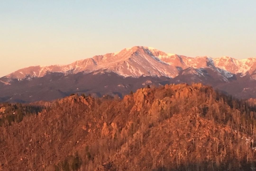 View point from Pikes Peak at sunrise near Kinship Landing