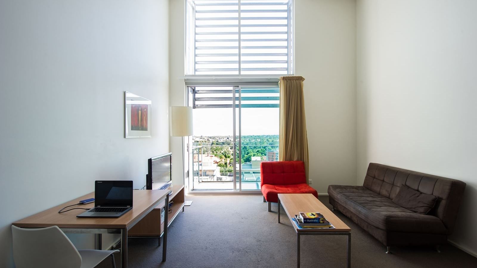 Student Living East West_Adelaide studio apartment featuring kitchen & ensuite 