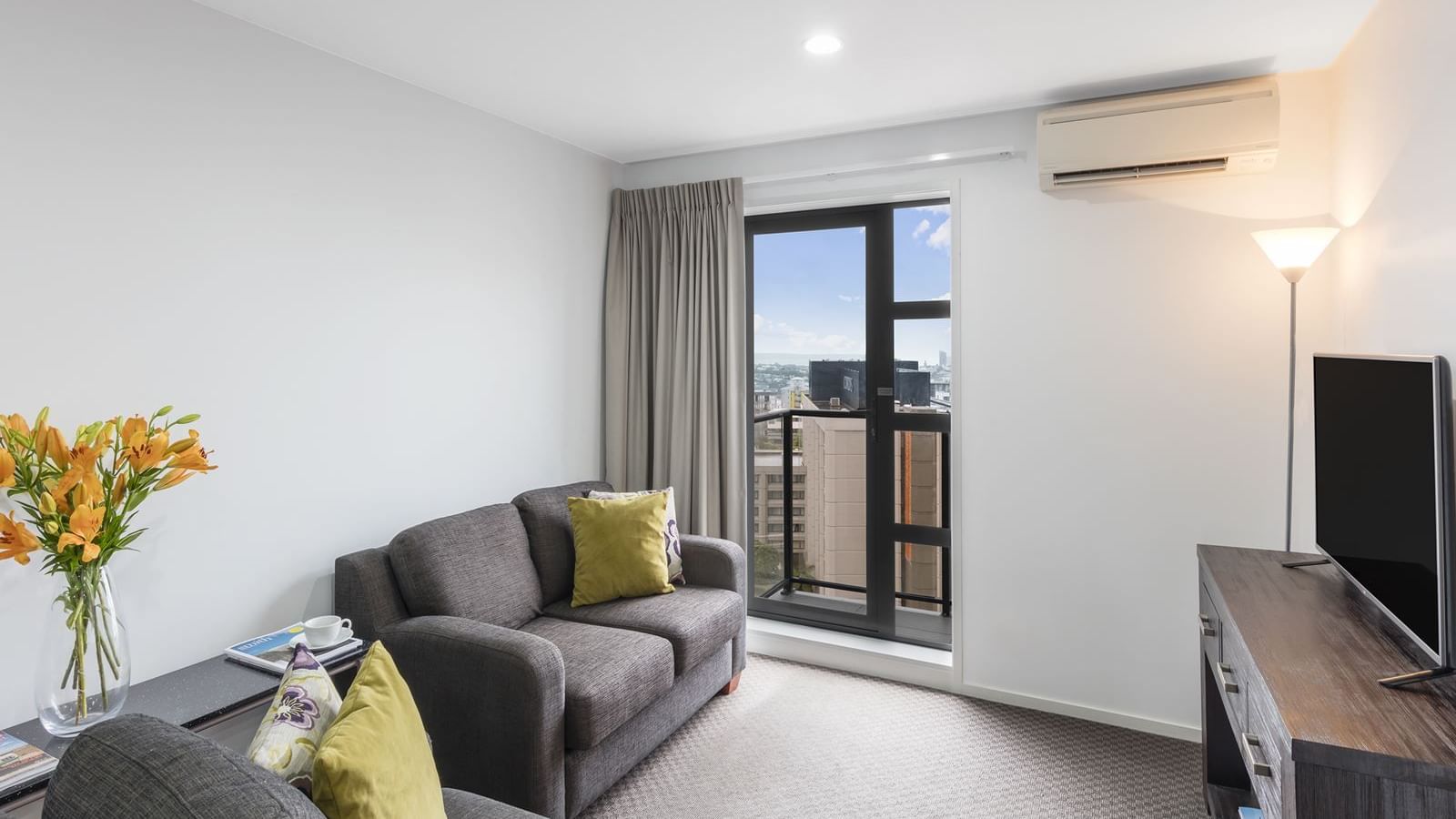 One Bedroom Deluxe Apartment Nesuto St Martins