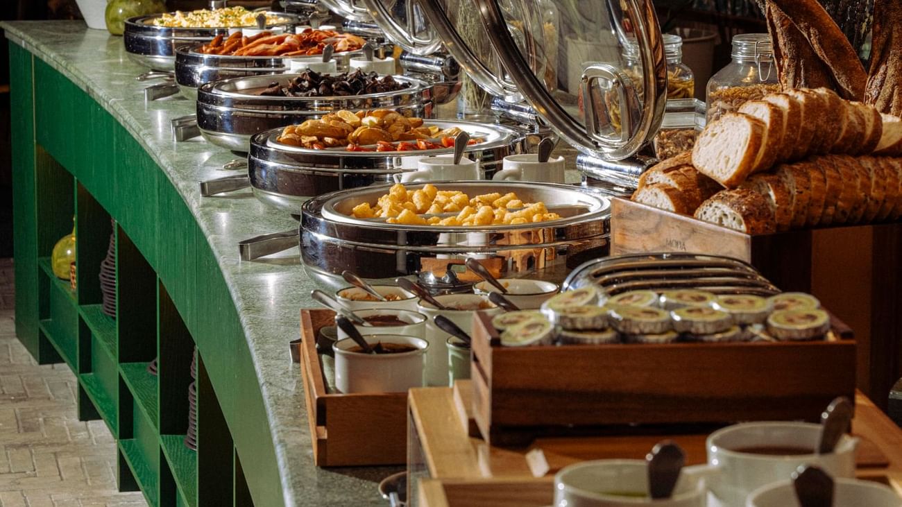 Delta Rue Breakfast Buffet
