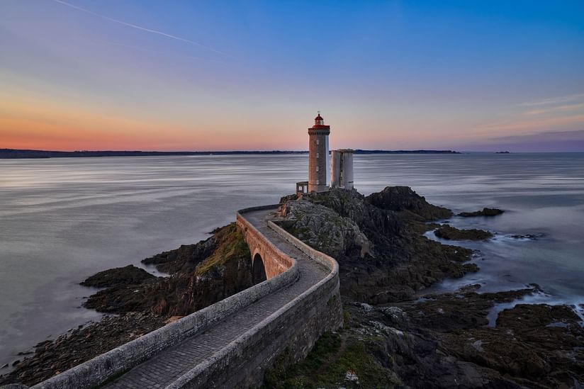 Phare du Petit Minou près des Hôtels Oceania