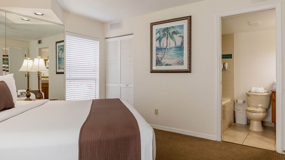 Master Bed at Legacy Vacation Resorts at Lake Buena Vista