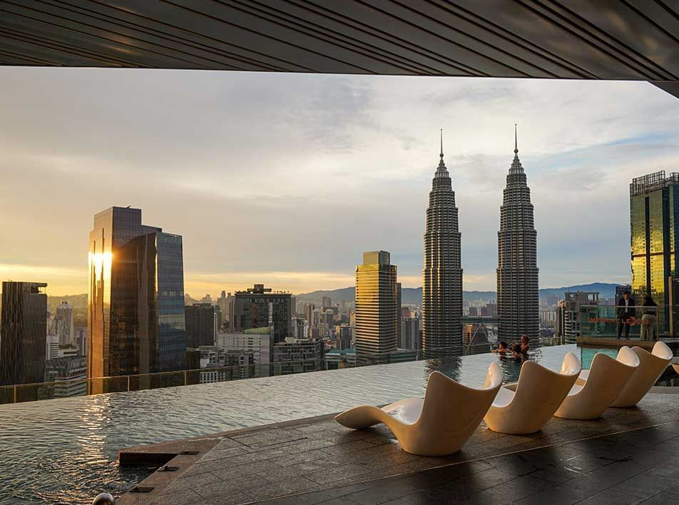 Infinity Pool Wedding Venue at Imperial Lexis KL