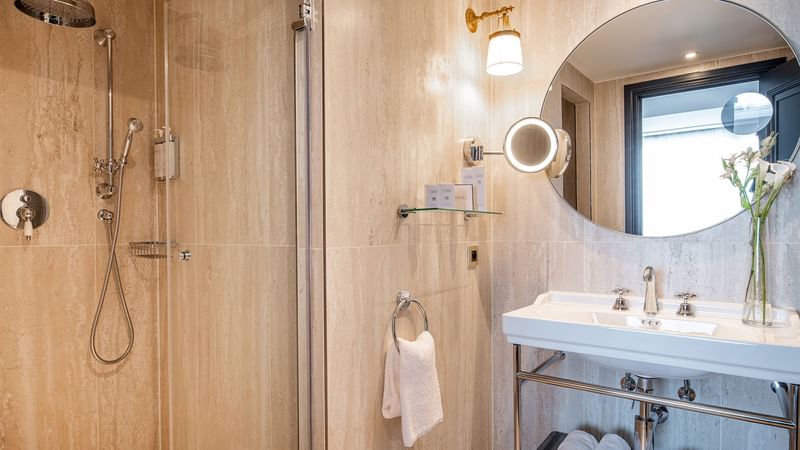 Salle de bain de la suite Warwick