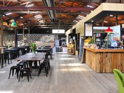 Dining area in Willie Smith's Apple Shed near Hotel Grand Chancellor Hobart