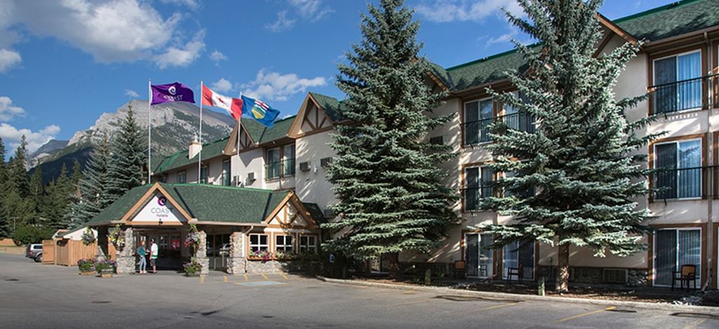 Exterior of Coast Canmore Hotel & Conference Centre