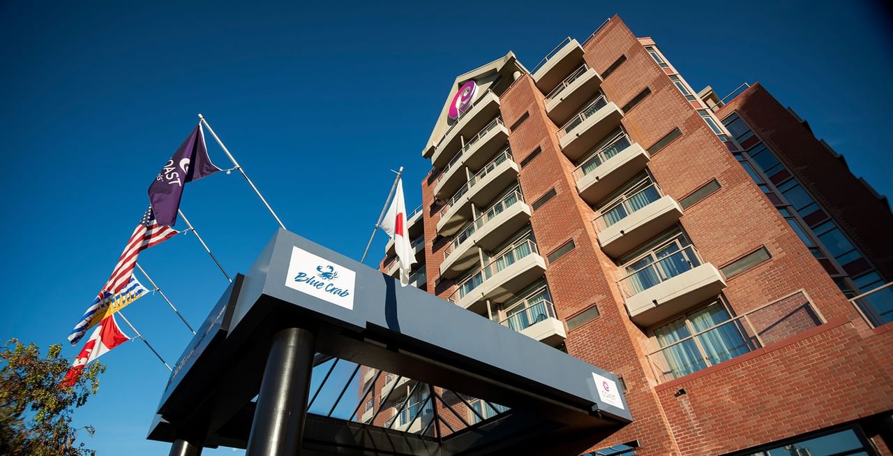 Coast Victoria Hotel & Marina by APA Exterior