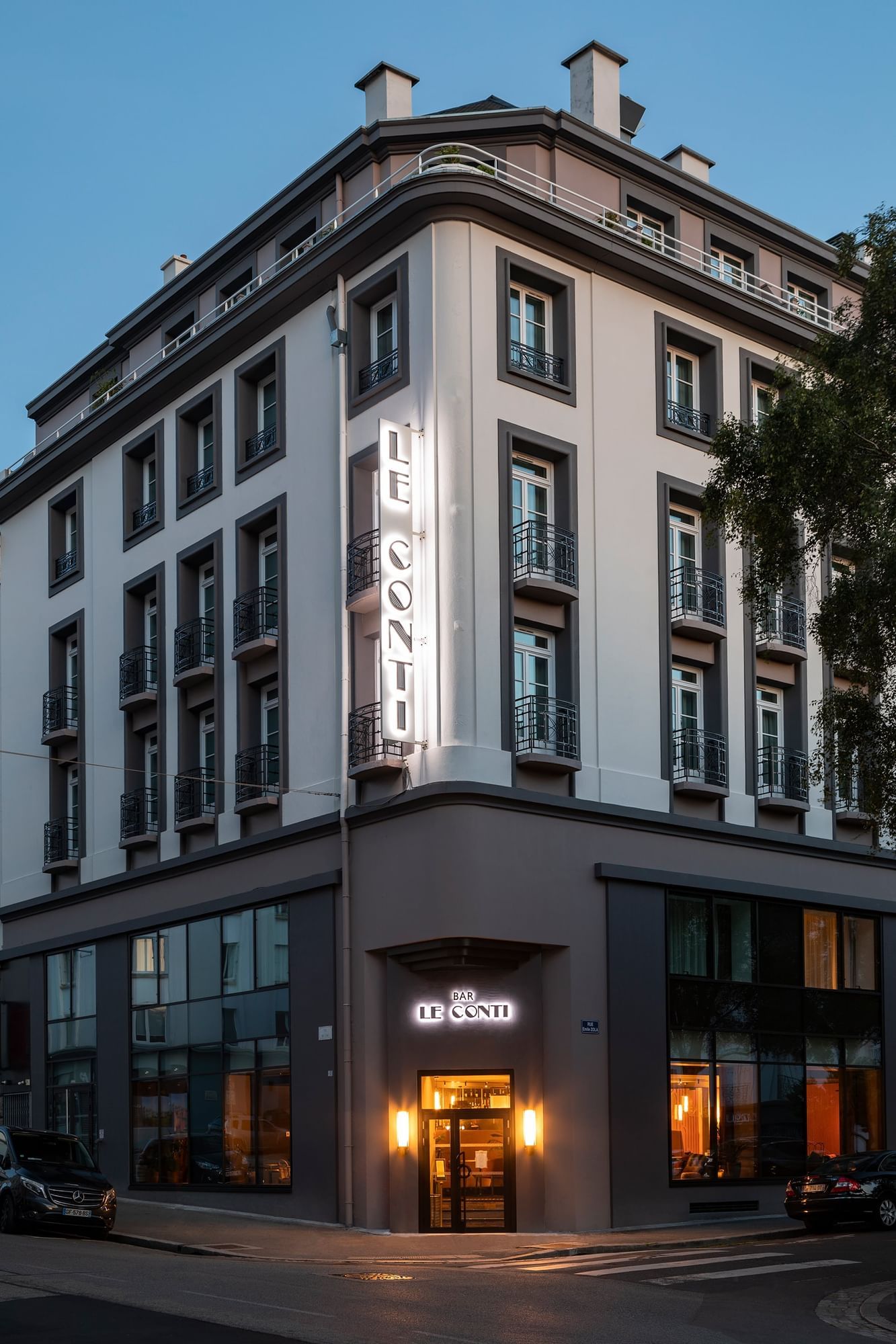 Extérieur de l'Oceania Le Conti Brest