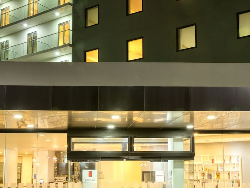 Exterior view of the Fiesta Inn Guadalajara Aeropuerto