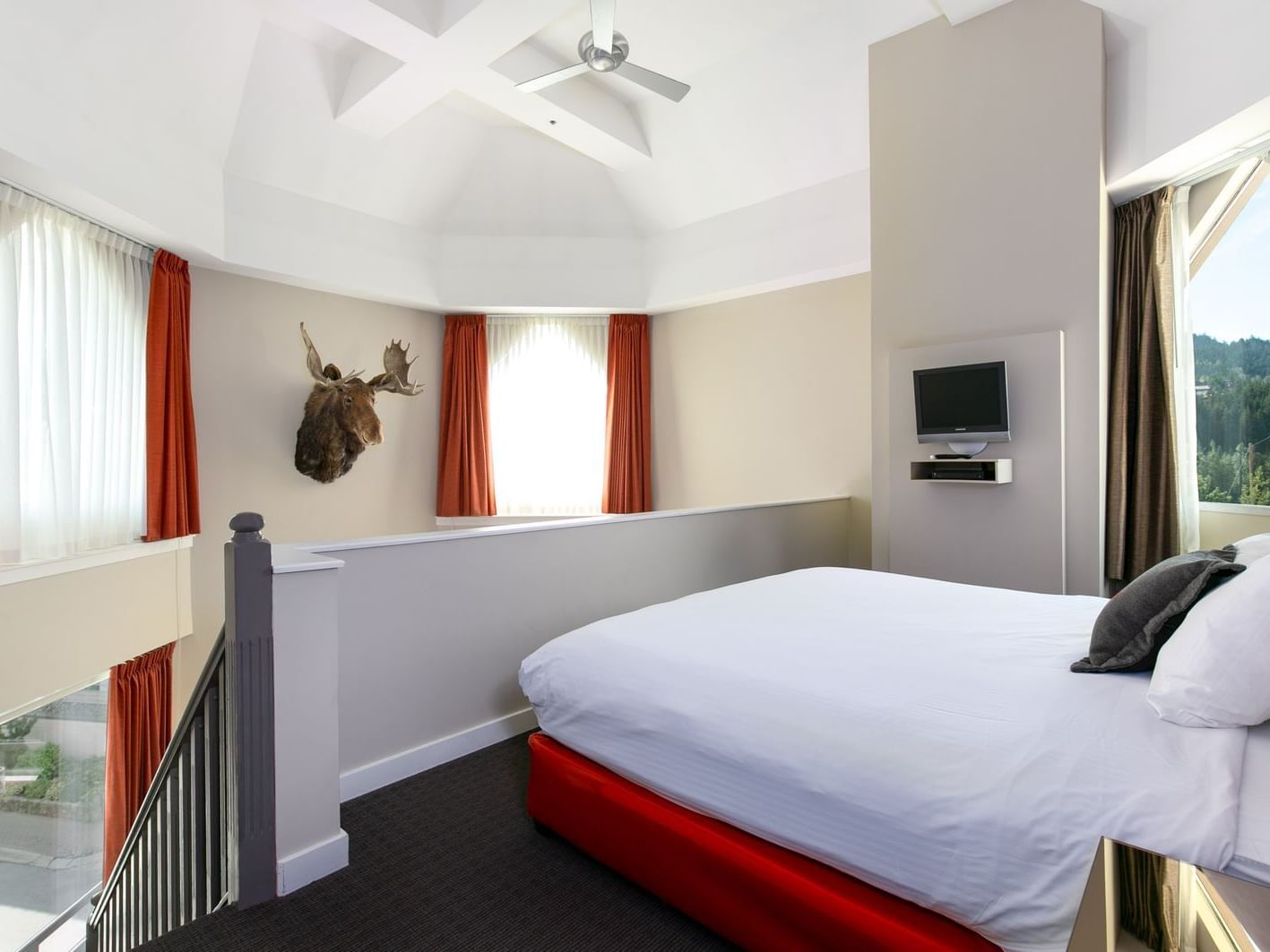 Hotel room, one bed.