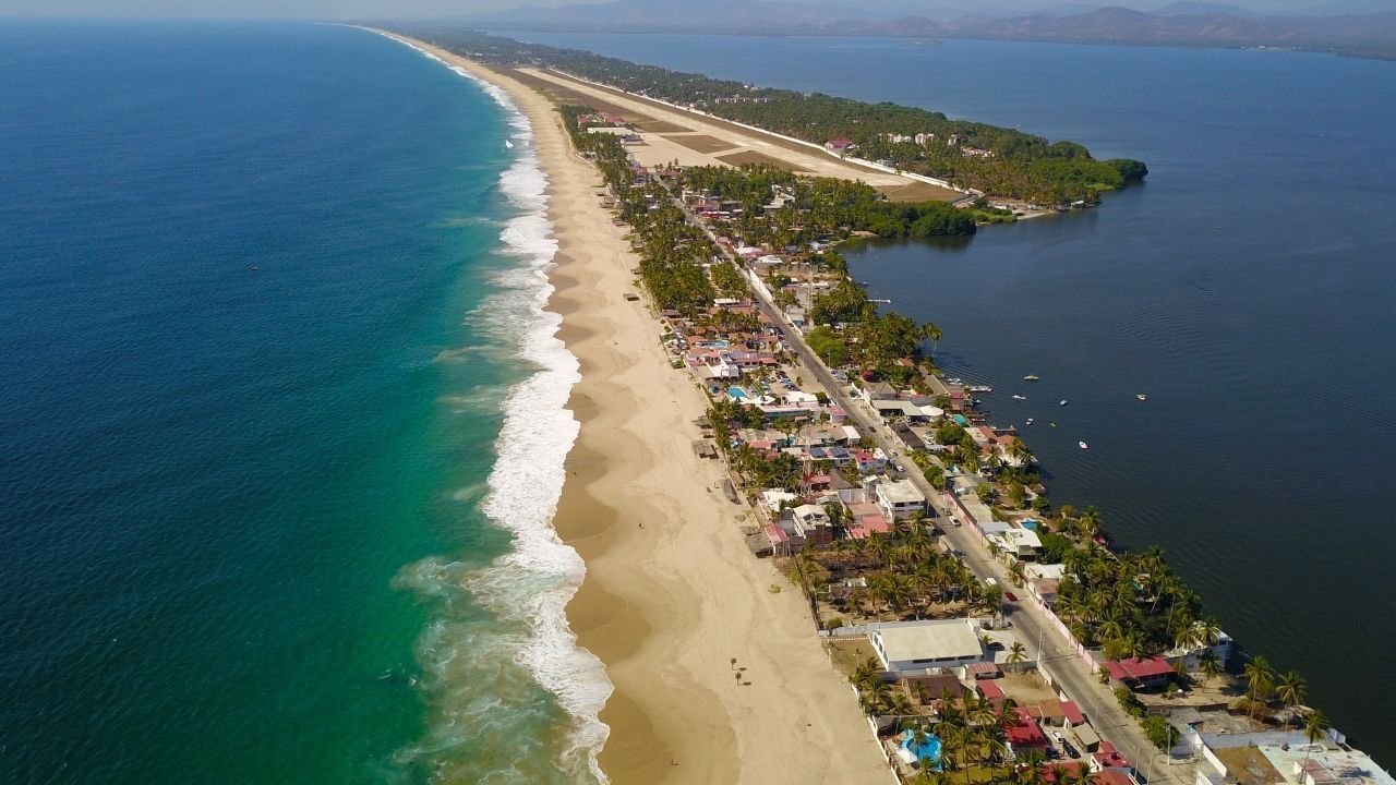 barra de coyuca acapulco