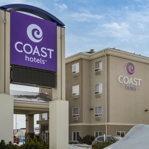 Coast Weyburn Hotel Exterior