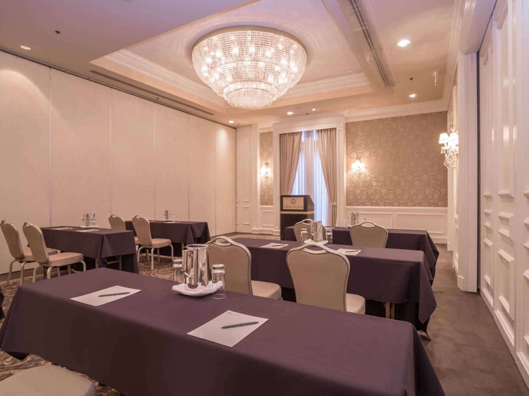 Le Versailles Salon A The Sutton Place Hotels