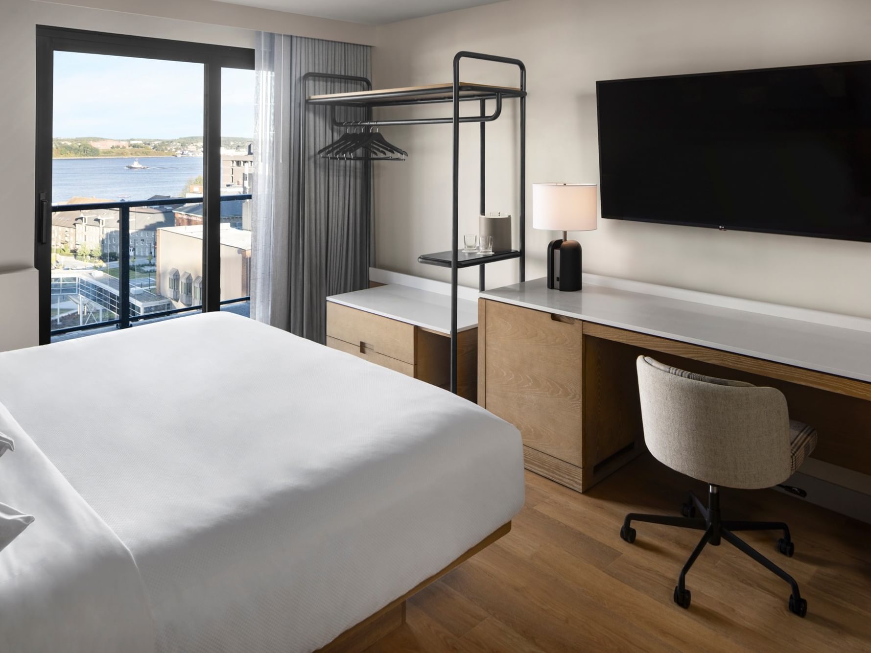 Junior Suite, 1 King Bed with Sofa Bed