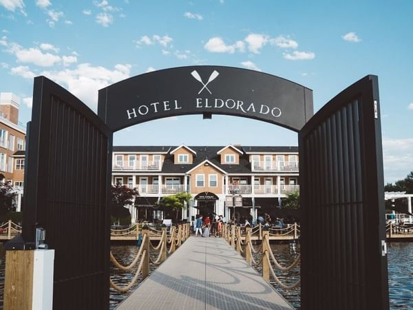 dock entrance to hotel eldorado