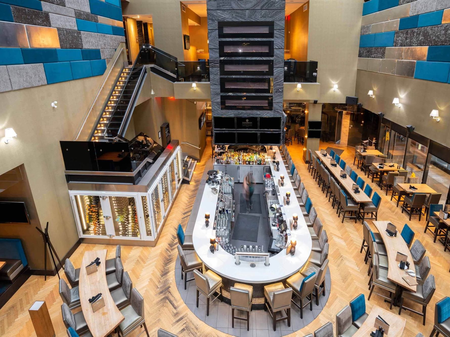 Edmonton Ice District Restaurant Sandman Signature Edmonton Downtown