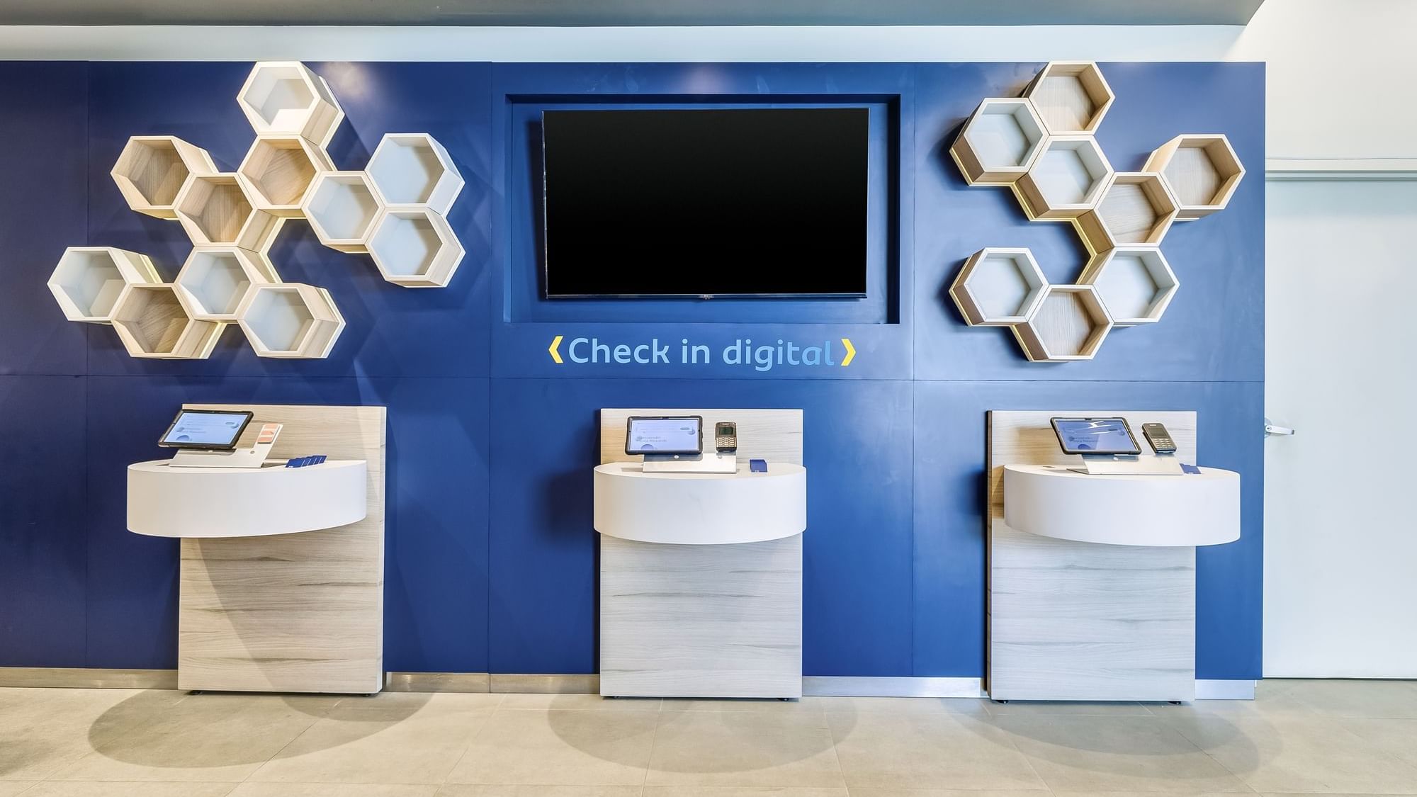 CHECK IN DIGITAL #90