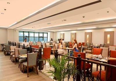 Carlton Hotels & Suites Dubai - Tower Hotel La Marguerite Restaurant