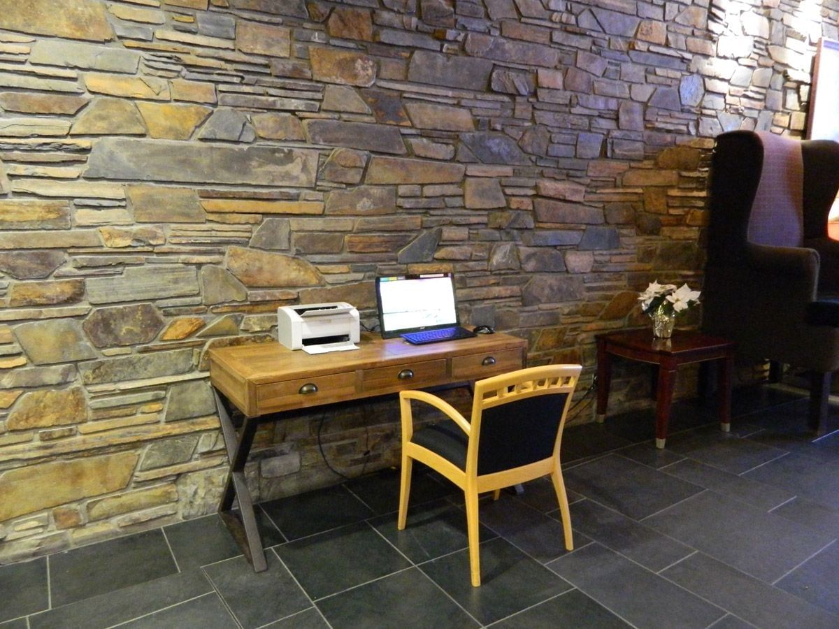 Guest computer in lobby area at Stoney Nakoda Resort & Casino