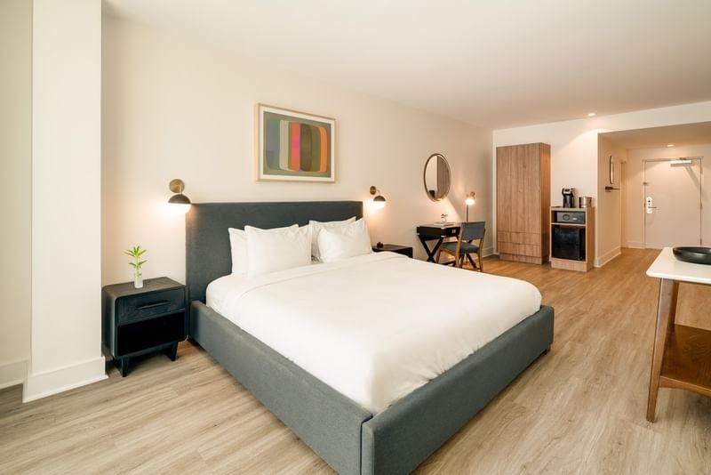 Art Deco Hotels in Miami FL | Kenmore Village Hotel