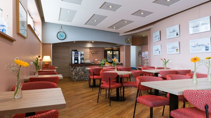 Interior of the dining area at Hotel Alize