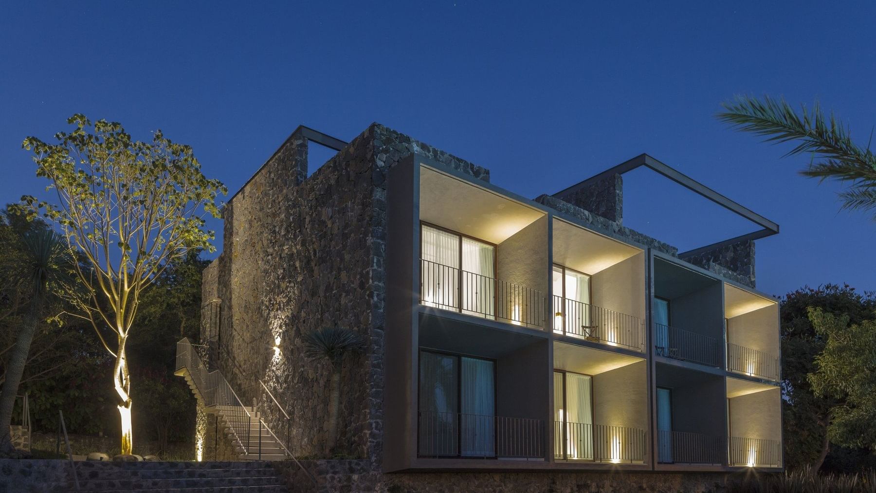 Exterior view of Huayacan Cuernavaca Curamoria Collection