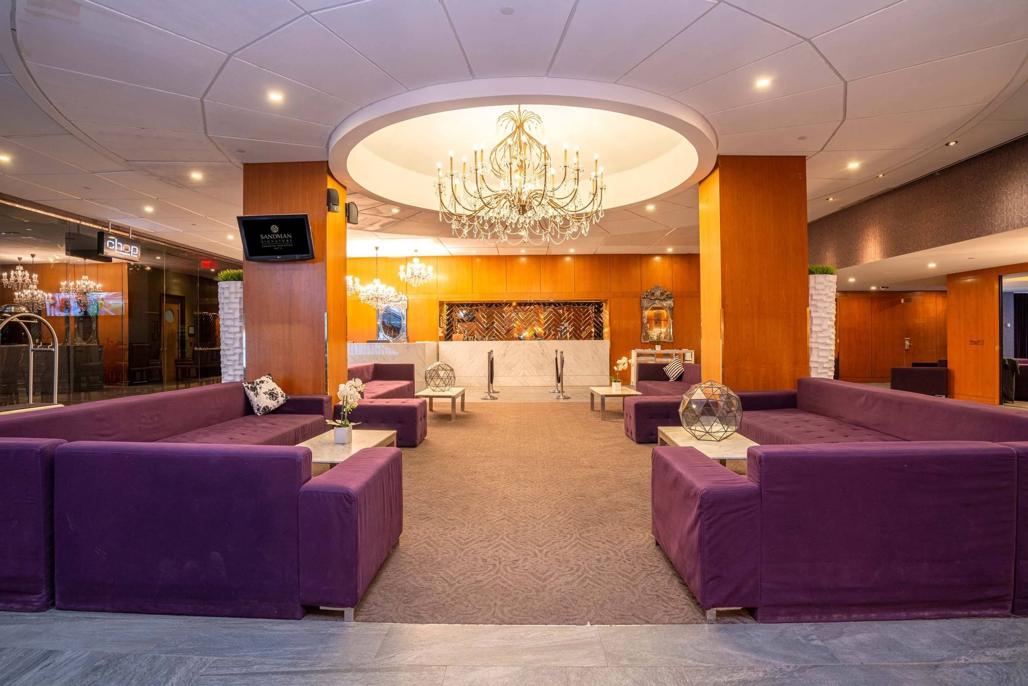 The Best Canadian Hotels For NHL Game Night
