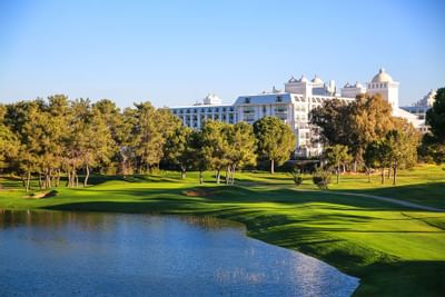 Titanic Golf Club building and lake
