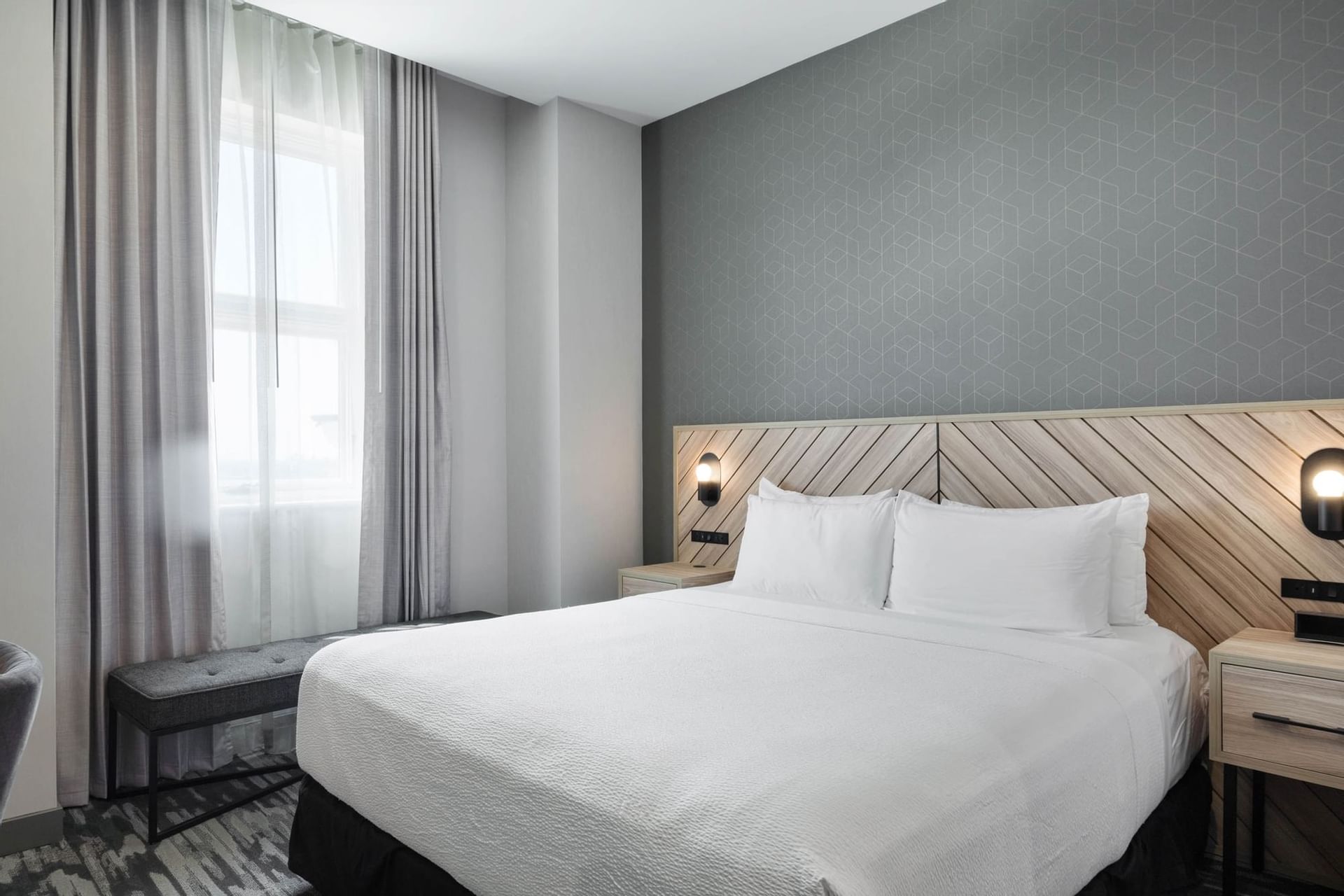 Sandman Signature Dartmouth Hotel & Suites Hotels in Dartmouth | Sandman Signature Dartmouth Hotel & Suites