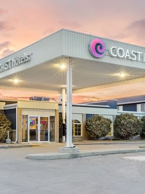 Exterior of Coast Swift Current Hotel