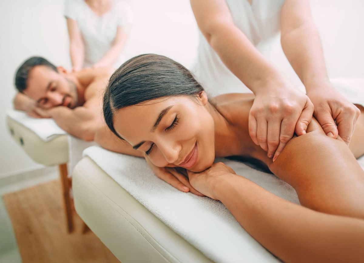 Couples Massage near Disney at Reflections Spa and Salon