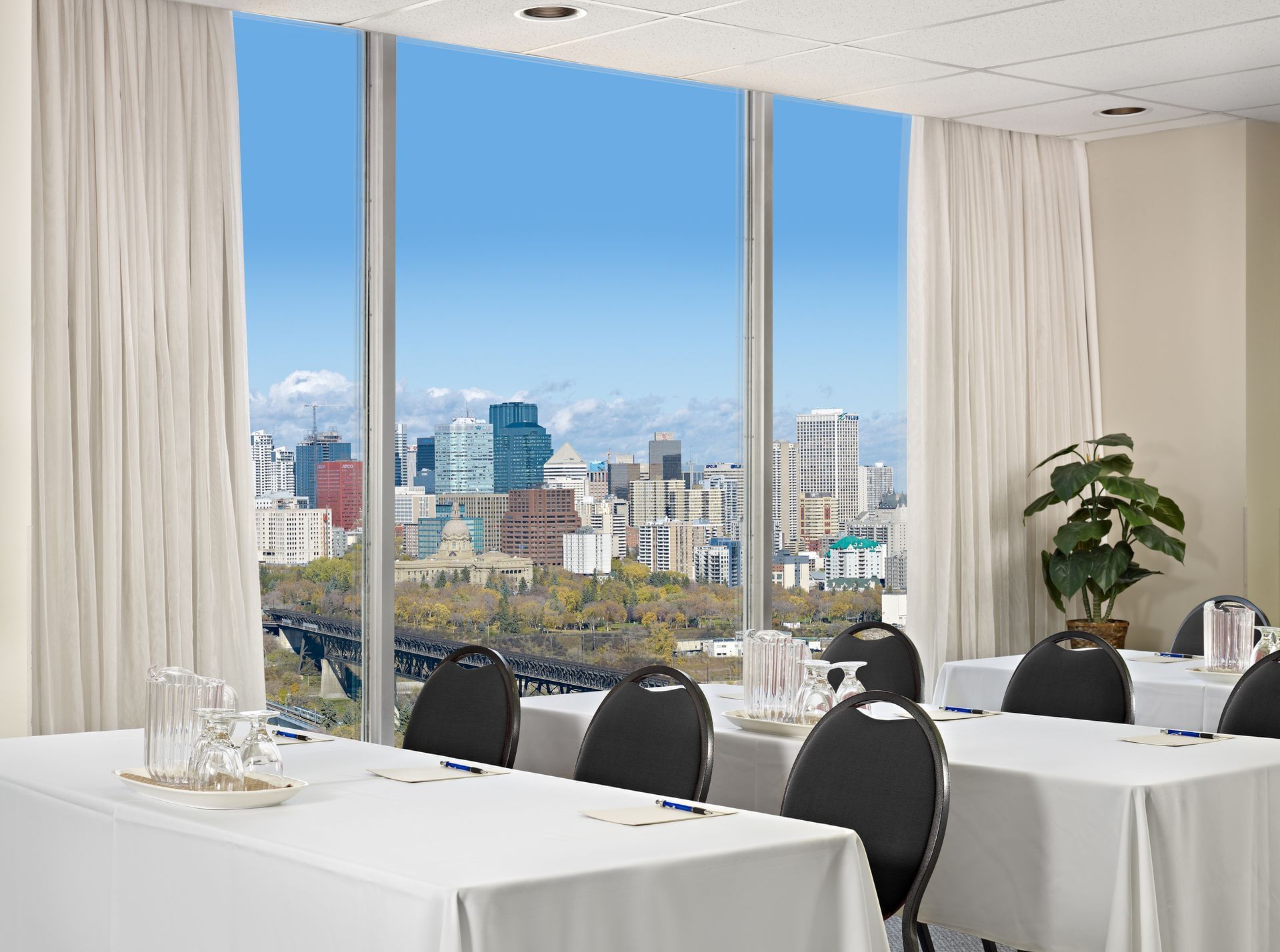 Campus Tower Suite Hotel - View