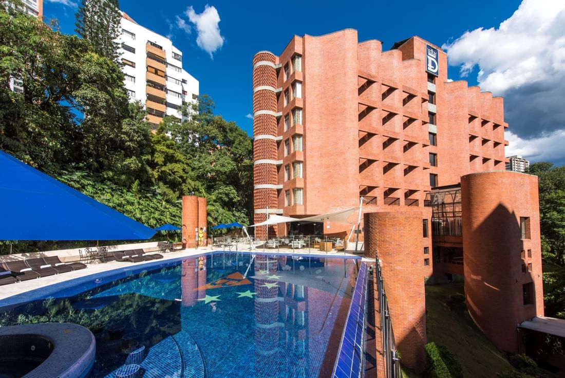 Hotel Dann Carlton Belfort — Outdoor pool