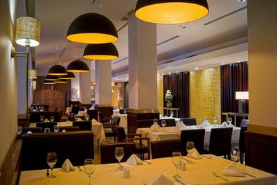 Altitude Restaurant table arrangement at Ana Hotels Sport