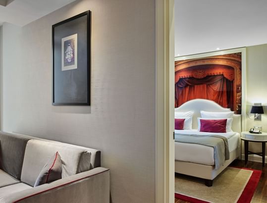 Titanic Suite with living room & bedroom at Titanic Gendarmenmarkt Berlin